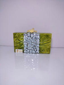 Dernière pochette en résine Sac à main à la mode Sac à bandoulière Cadeau de faveur de mariage pour elle - Product Image 2