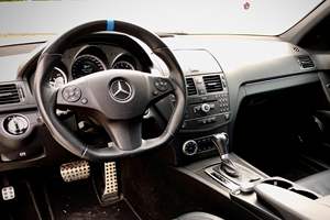 MERCEDES-BENZ C63 AMG SEDAN 2010 D'OCCASION (LHD/RHD) - Product Image 3
