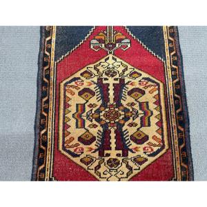 KayraHome Vintage 2x3.9 ft Small Turkish <b>Red</b> Patchwork <b>Wool</b> Rug Eco-Friendly Traditional Latex Backing Medium Thickness Medium - Product Image 4