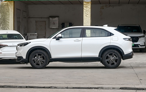 Dongfeng XR V, SUV Subcompacto de 5 Puertas y 5 Asientos, Nuevo Euro VI, R17, Transmisión Automática, Motor de Gasolina de 1.5L, Naturalmente Izquierdo, Color Oscuro - Product Image 3