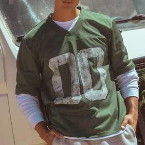 Mejor precio de fábrica al por mayor personalizado sublimado fútbol americano Jerseys 2025 - Product Image 2