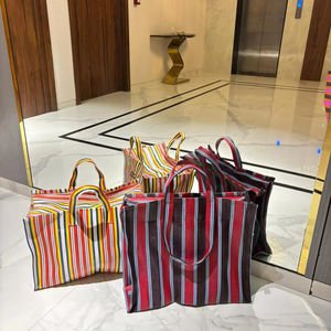 ถุงช้อปปิ้งรีไซเคิลลายทางเป็นมิตรต่อสิ่งแวดล้อมผลิตจากอินเดียถุงผ้าทอโพลีโพรพิลีนรีไซเคิลพลาสติกจำนวนมาก - Product Image 1