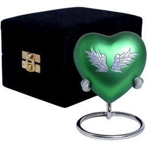 Urne funéraire souvenir en forme de cœur unique pour cendres humaines fabriquée à la main en laiton et gravée à la main à la maison - Product Image 6