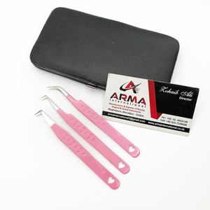 Pinzas de pestañas de volumen de 90 grados con revestimiento rosa, pinzas de extensión de pestañas planas con logotipo personalizado, punta suave con estampado de corazón sostenible CNC - Product Image 3