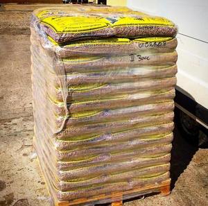 Pellets de Madera de Alta Calidad de 6-8 mm en Bolsas de 15 kg / Combustible de Biomasa para Calefacción, Pellets de Madera a Granel - Product Image 3