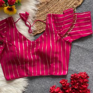 Blusa estilo cuello en V con hermoso trabajo de tubería Materiales de blusa Georgette espalda de seda abierta con manga de pasta de corte única - Product Image 6