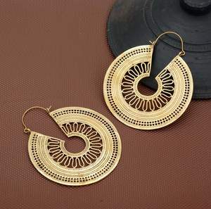 Pendientes de Latón de Alta Calidad, Diseño Moderno, Aro Chapado en Oro, Tamaño Personalizado, Joyería de Moda - Product Image 1