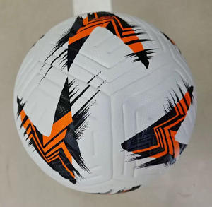 Lanceur de ballon de football, taille de ballon de football, impression de logo personnalisée, ballon de football en cuir pakistanais, nouvelles idées, ballon de football en cuir - Product Image 6
