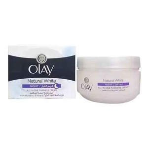 Olay Regenerist Vitamin C + Peptide 24 Brightening Face Duo con Bonus Olay Whip Travel Size-1,7 oz para piel seca - Product Image 1