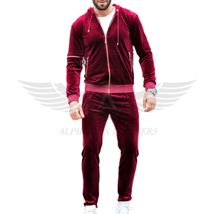 Vêtements de mode en plein air faciles à porter fabriqués sur mesure Style le plus récent Confortable Respirant Vêtements d'hiver réguliers Ensembles de survêtement en velours - Product Image 1