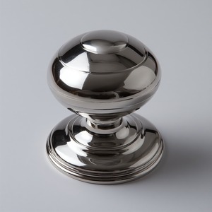 Manija de Puerta Metálica Europea Excepcional para Uso en Hoteles, Ofrece Confiabilidad a Largo Plazo, Construcción Robusta, Acabado Hermoso y Suave - Product Image 4