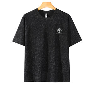 Explorez le confort avec des t-shirts en coton de qualité supérieure-T-shirts élégants pour hommes et femmes, parfaits pour un usage quotidien et des sorties décontractées - Product Image 1