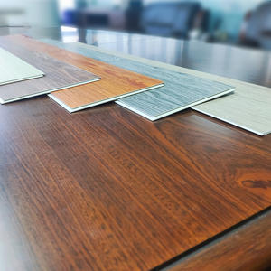 Chine 100% Revêtement de <span class=keywords><strong>sol</strong></span> en plastique étanche 8-10mm Revêtement de <span class=keywords><strong>sol</strong></span> en vinyle <span class=keywords><strong>stratifié</strong></span> Usine directe SPC - Product Image 4