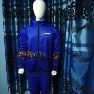 Je fais ce survêtement personnalisé tissu polaire polyester sublimation Taille X-Small bleu et noir 2025 - Product Image 4