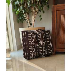 Sac de plage fourre-tout géométrique Yin Yang avec lettres sérigraphiées, fermeture éclair moyenne, noir, écologique, recyclé, pour usage quotidien, cadeaux publicitaires - Product Image 1