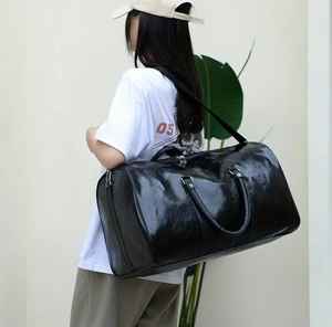 Gym, Courts voyages et Gym quotidienne Duffel Bag Casual Modern Tote Poignées robustes Sacs de haute qualité - Product Image 2