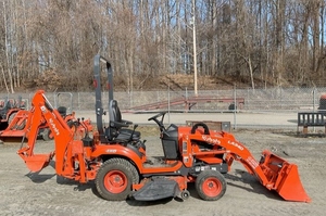 Tracteur tondeuse autoportée 4x4 de 4 tonnes à prix avantageux avec moteur, boîte de vitesses, pompe et roulement à vendre - Product Image 2