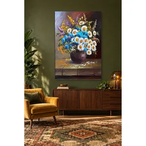 Impression sur toile de marguerites Fida et fleurs sauvages bleues dans un vase violet - Product Image 4