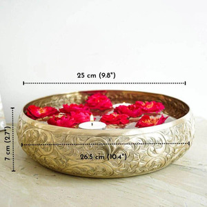Flotante SerenityThe Timeless Urli Bowl Añade tranquilidad a tu hogar Tradicional Urli Bowl - Product Image 3