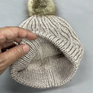 Customizable Plush Pom Pom Beanies for Men Women Winter Wool Hats Adjustable Outdoor Cold Weather OEM Service Wholesale - Product Image 3