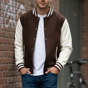 Veste universitaire d'hiver à capuche longue pour homme sur mesure, corps en laine, manches en coton, patchs en chenille brodés, lettreman baseball - Product Image 3