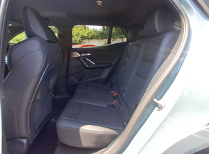 Limpio seminuevo 2024 2x2 M35i - Product Image 4