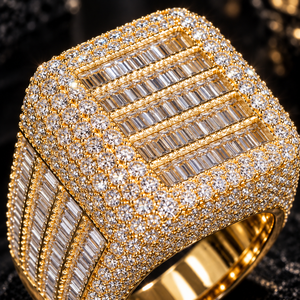 Nouvelle conception Bague Hip Hop large en or 14K, sertie de moissanite VVS taille baguette, style 'Iced Out' à rayures, bijou de déclaration pour homme - Product Image 2