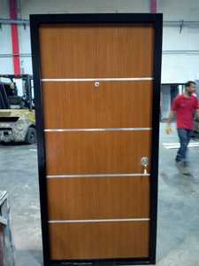 Puerta Comercial Moderna Manual de PVC y Acero con Acabado en Madera para Exteriores, Prevención de Incendios, Superficie Acabada, 1.1 mm de Grosor, 2 Años de Garantía, para Hotel o Villa - Product Image 2
