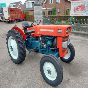 Acheter Massey Ferguson Tracteurs d'occasion à 4 roues motrices 100HP 110HP 120HP 130HP En stock Qualité supérieure - Product Image 1