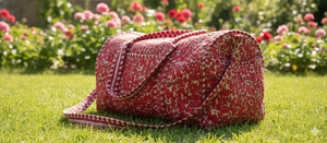 Bolsa de Viaje de Terciopelo Rojo Indio Hecha a Mano, Bolsa de Gimnasio de Lujo para Fin de Semana, Gran Capacidad, Cierre de Cremallera Resistente y Táctica - Product Image 3