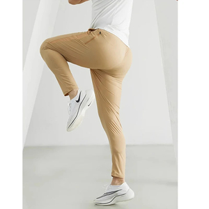 Pantalones de chándal negros de cintura alta personalizables para hombre, pantalones informales con cremallera - Product Image 3