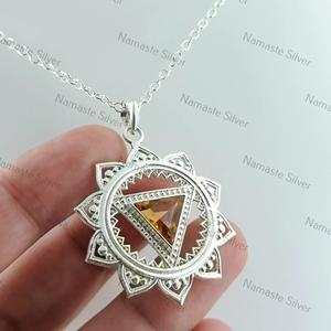 Pendentif Chakra du Plexus Solaire en Citrine Naturelle en Argent Sterling 925 Plaqué Rhodium et Or, Sertissage Clos, Bijou de Fiançailles - Product Image 3