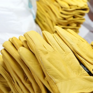 Guantes de Jardinería Unisex de Poliéster/Algodón/Metalizado con Cierre Magnético, Manga Larga, Palma Reforzada, Muñeca Elástica, Resistentes para Invierno - Product Image 4