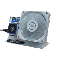 Perangkat Komputasi Desktop Berkinerja Tinggi NerdQX1 8T 140W BM1370 Chip dengan Layar LCD dan Pendinginan Efisien