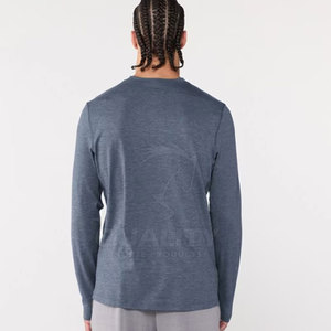 Camisa de capa base que absorbe la humedad ligera OEM a prueba de sudor para deportes al aire libre, incluidas las actividades con caballos - Product Image 2