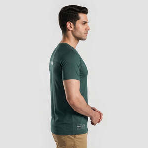 เสื้อยืดสีเขียวทรงสลิมฟิตแบบลำลองครอสเฟล็กซ์ - Product Image 3