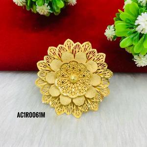 Gran Selección de anillos clásicos chapados en oro Nuevo diseño Compras en línea en joyería Un gramo Chapado en oro rosa - Product Image 2