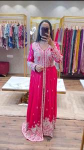Robe Anarkali de créateur avec broderie lourde, tenue festive indienne, Diwali, fêtes de Holi, robe en viscose cousue, shalwar kameez haut de gamme - Product Image 6