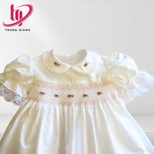 ชุดเดรสเจ้าหญิงสำหรับเด็กผู้หญิงผ้าฝ้ายปักลายดอกไม้ออกแบบได้ตามต้องการ - Product Image 1