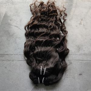 Extensiones de cabello humano indio Remy ondulado cutícula alineada sin procesar al por mayor 100% mechones naturales en bruto - Product Image 6