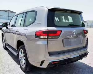 Toyota Land Cruiser 300 Série VX V6 4.0 L essence boîte manuelle, modèle 2019 - Product Image 3