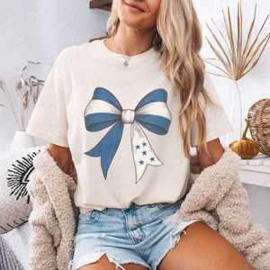 Maglietta con Bandiera dell'Honduras, Comfort Colors, T-Shirt per il Mese della Memoria della Tradizione Latino-Hispanica, Regalo per gli Abitanti del Sud America - Product Image 1