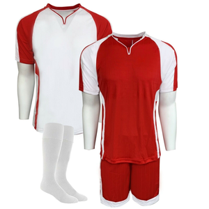 Uniforme de fútbol duradero de alta calidad, equipo de fútbol de gran tamaño, camiseta y pantalones cortos de fútbol personalizados para equipos - Product Image 1