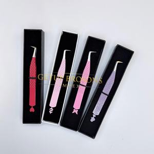 Poudre rouge/rose/violette, design découpé en diamant, acier inoxydable, anti-magnétique, anti-statique, lisse, dentelé, 90 cils, 10 mm - Product Image 4