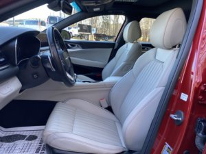 รถยนต์มือสอง สภาพดี ปี 2022 เจเนซิส G70 2.0T V4 2.0L ขับเคลื่อนล้อหลัง - Product Image 4