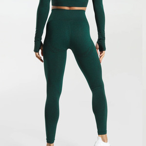 Conjunto de mallas sin costuras para mujer de cintura alta con logotipo personalizado, pantalones de yoga sólidos cómodos, proveedor de Bangladesh - Product Image 3