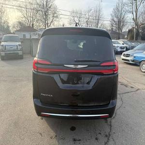 MEJOR PRECIO PARA Chrysler Pacifica Select 2025 - Product Image 3