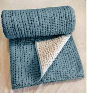 Couverture Kantha réversible faite à la main, garnissage 100% coton, design uni, cousue à la main, style bohème, utilisation hôtelière, couverture douce - Product Image 1