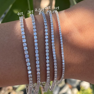 Bracelet tennis en argent 925 plaqué or avec diamant moissanite de 3,5 carats, style classique, serti à la main, pour les fêtes - Product Image 1