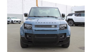 Land Rover Defender 90 P400 X-Dynamic SE 2024, en excellent état - Product Image 3